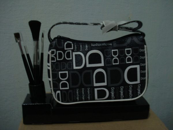 Jogo de Pincel e bolsa